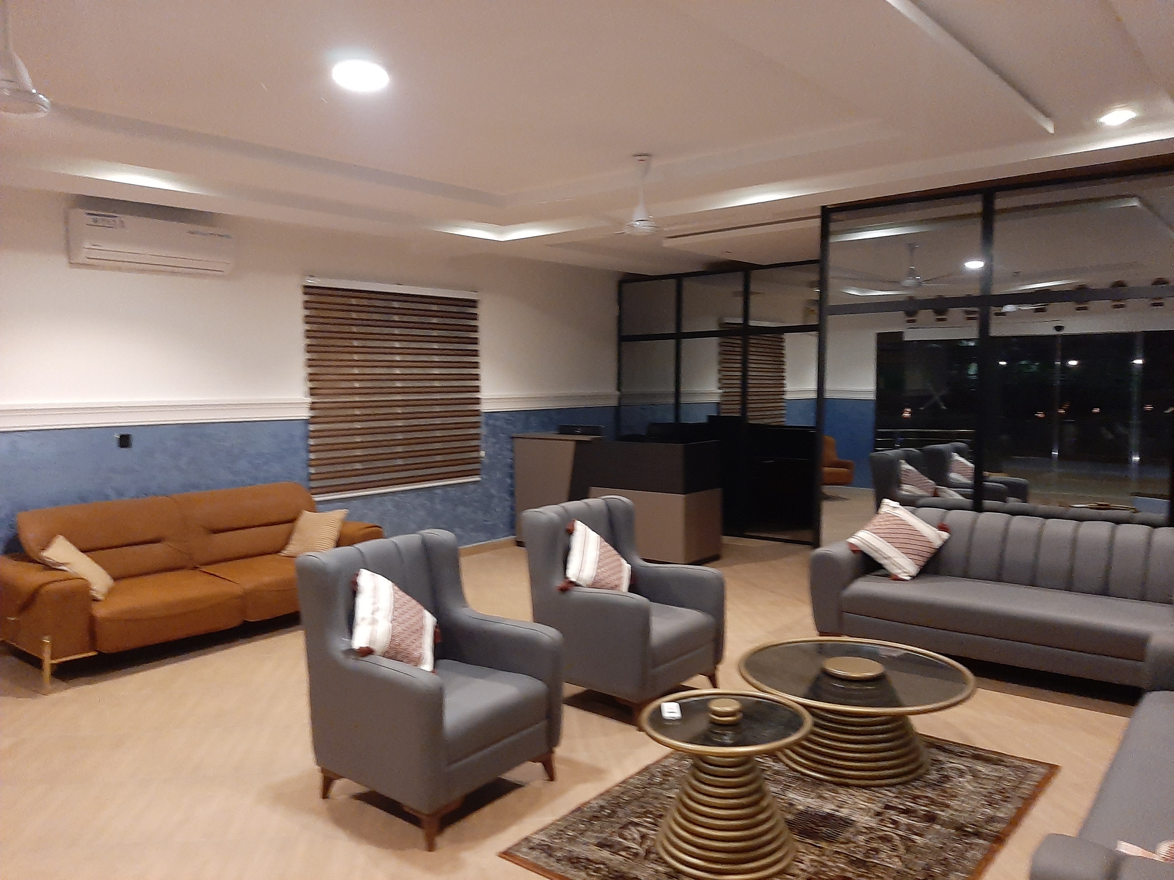 Madui Palce Hotel lounge